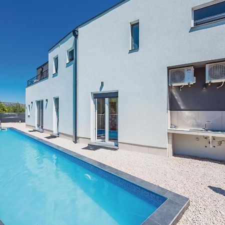 4 Bedroom Beautiful Home In Šibenik Extérieur photo