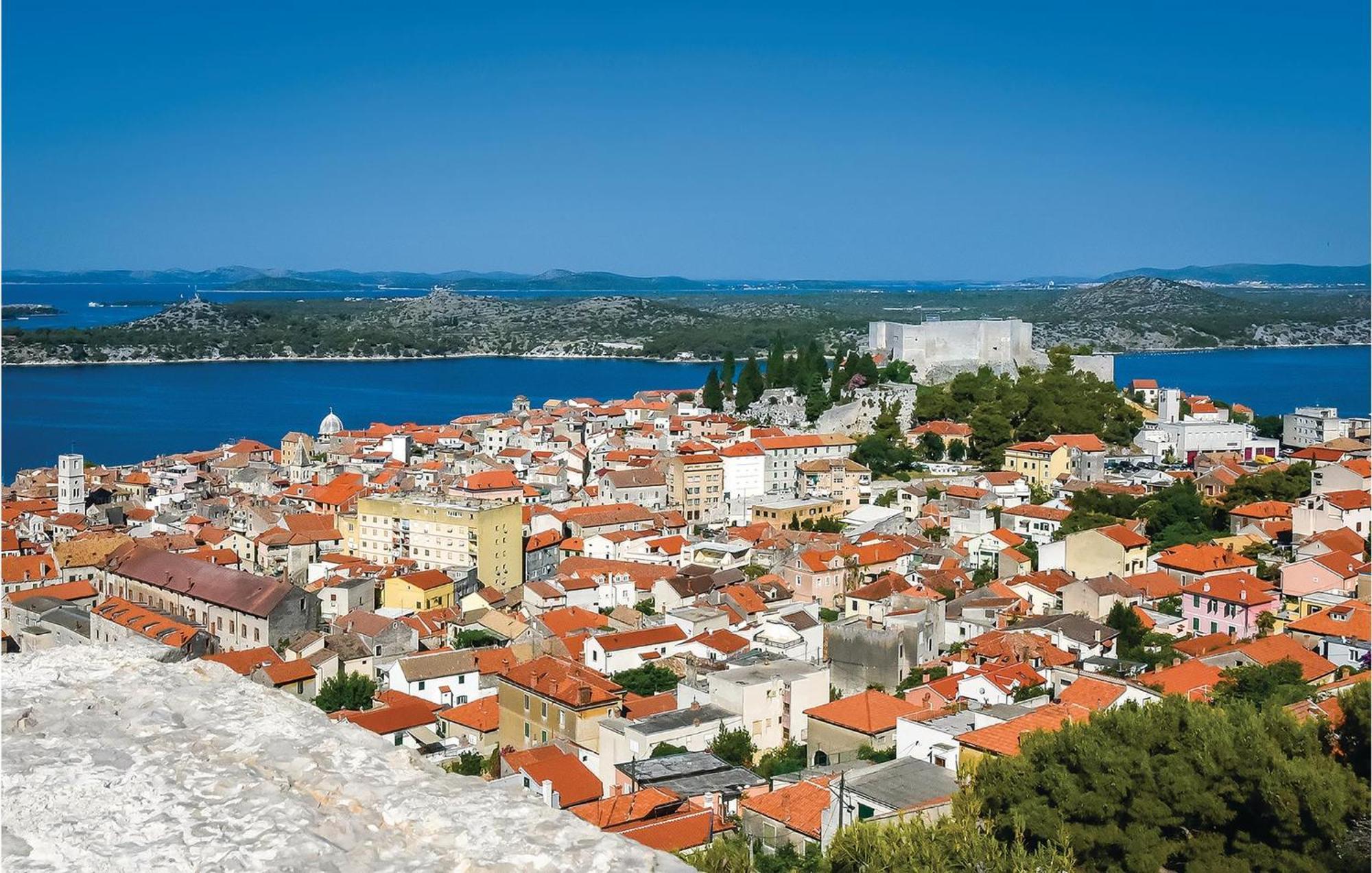 4 Bedroom Beautiful Home In Šibenik Extérieur photo